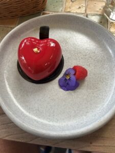 Faculty dessert for foodie club